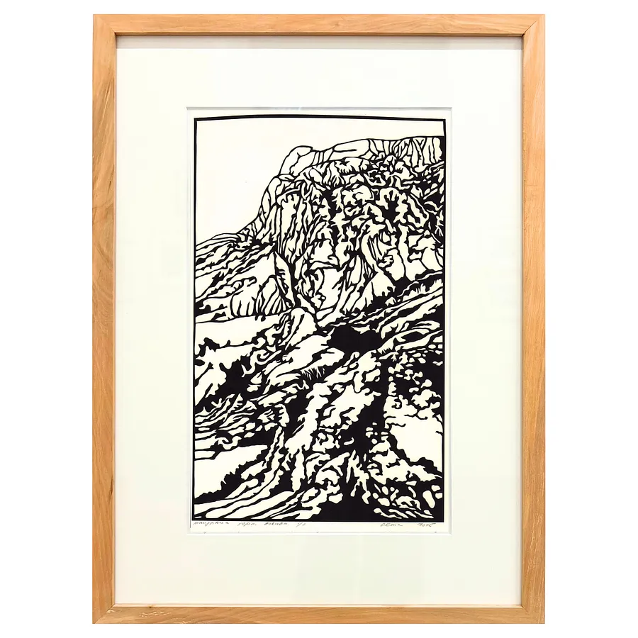 Зображення "Мандрівка горою. Ловчен" від Турянська Олена, розмір: 23.5 х 28,5 см, матеріали: папір, витинання, аплікація, ціна: $700