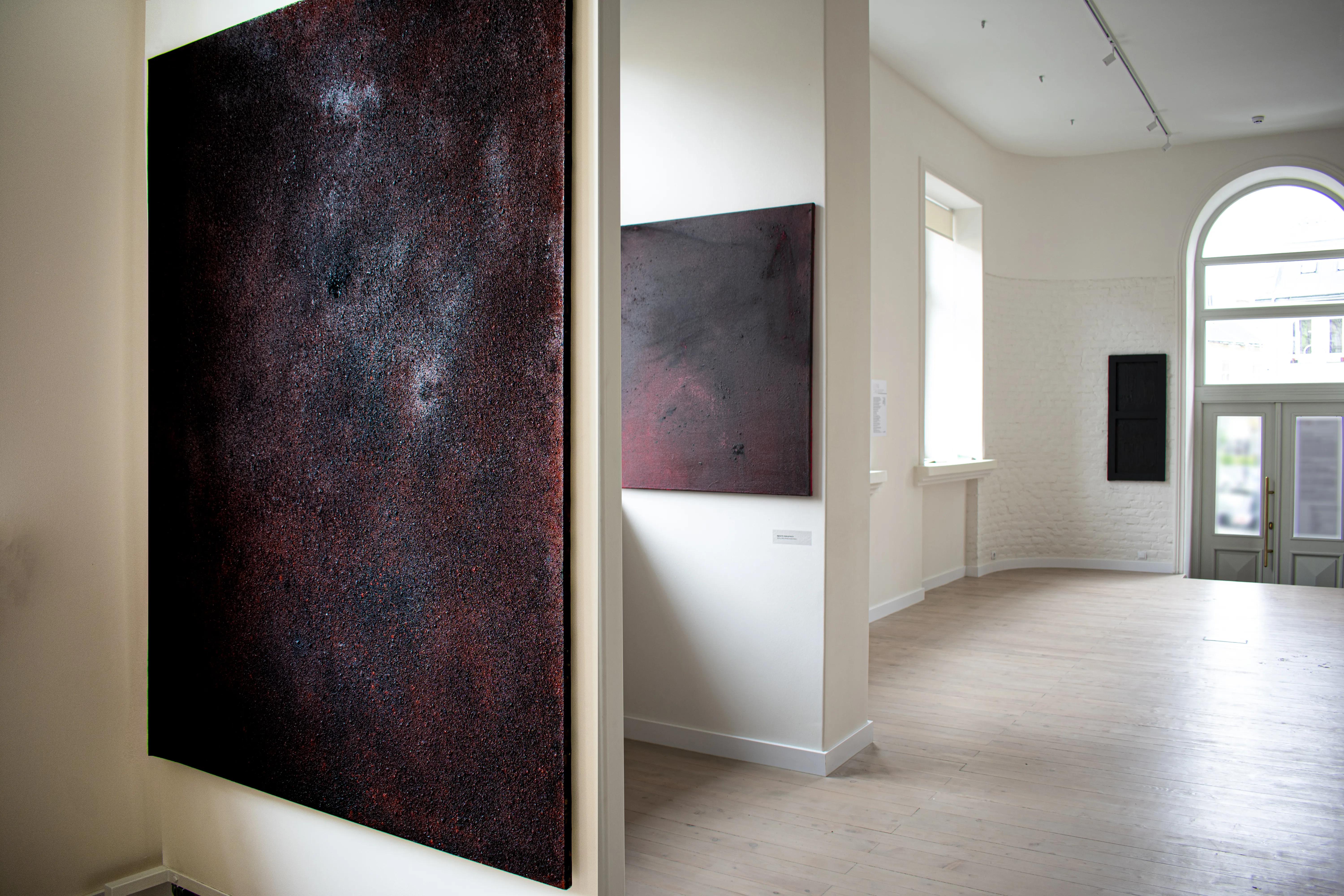Image of Ultima ora. Monochromes and Pigments by Shum art gallery, a Exhibitions, created in 30.01.2025 Photo 3 of 8.