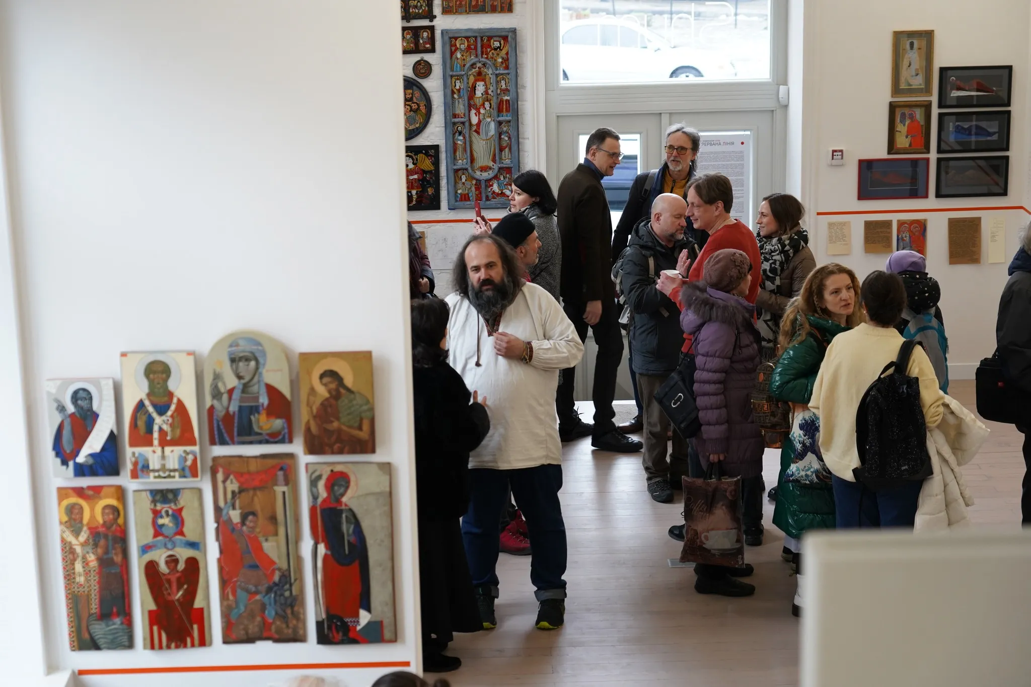 Фото до проєкту "Перервана Лінія" від Shum Art Gallery, проєкт типу Виставки, створено у 30.01.2025 Фото 25 з 26.