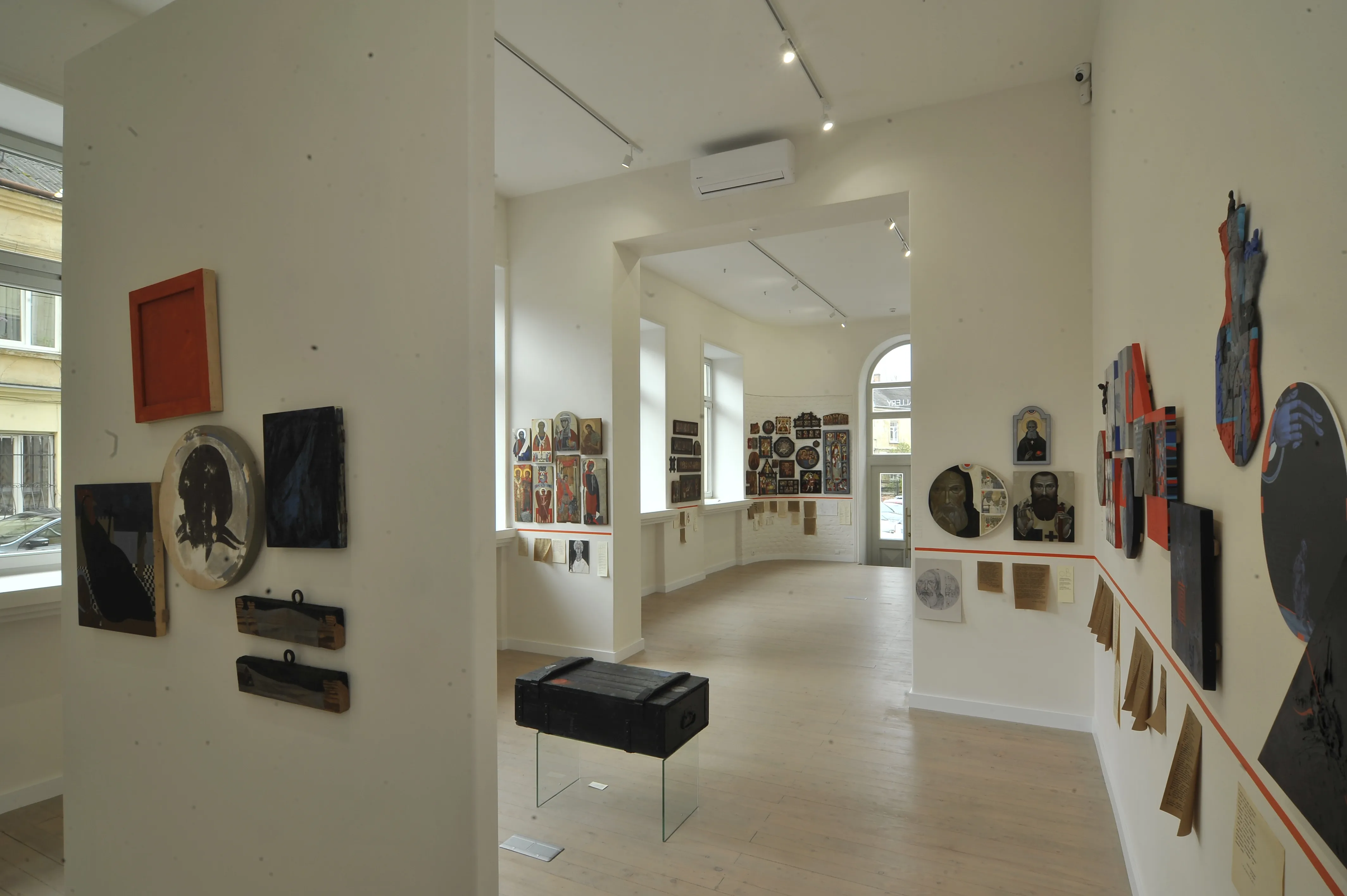Фото до проєкту "Перервана Лінія" від Shum Art Gallery, проєкт типу Виставки, створено у 30.01.2025 Фото 16 з 26.
