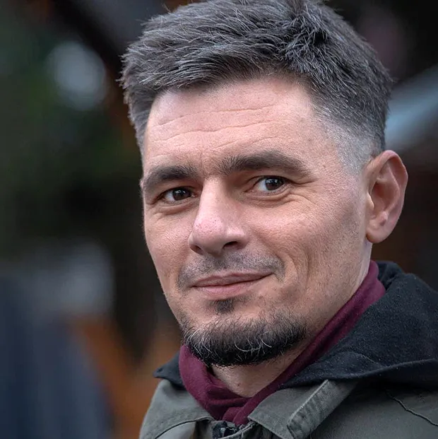 Портрет митця Ульянов Володимир