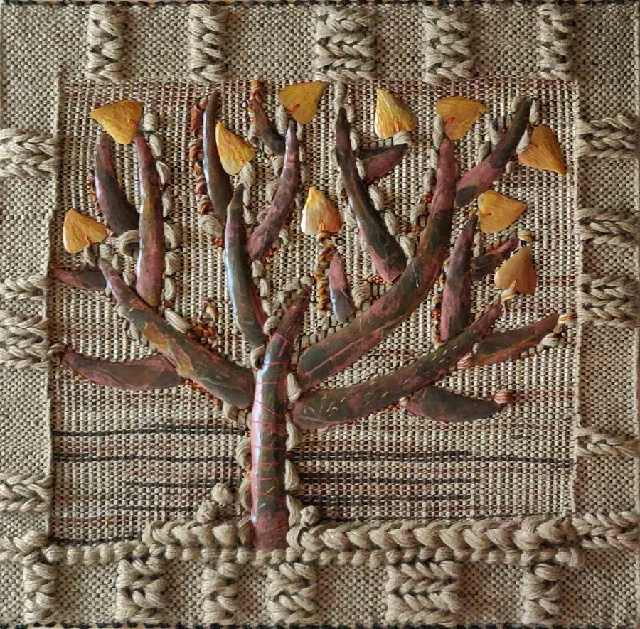 Зображення "«Дерево»" від Ткачук Ярослава , розмір: 78x80 cm, матеріали: ручне ткацтво, льон, шовк, мідь, медіум: Текстиль, ціна: $1500